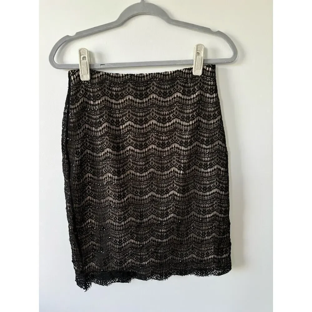 Ann Taylor  B&W Lace Midi Skirt